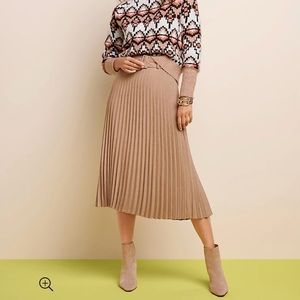 Ann Taylor Belted Pleated Full Skirt NWT